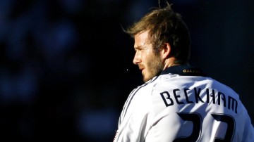 星海体育直播_名嘴大胆构想，76人迎来字母哥，雄鹿收获埃奇科姆与乔治，联盟格局或迎巨变