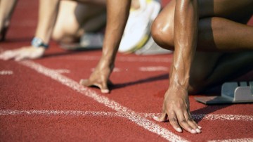 星海体育直播_乒坛震撼！张本兄妹获3倍薪资24小时闪电签约回归日本，樊振东德甲德比对决引爆欧洲联赛