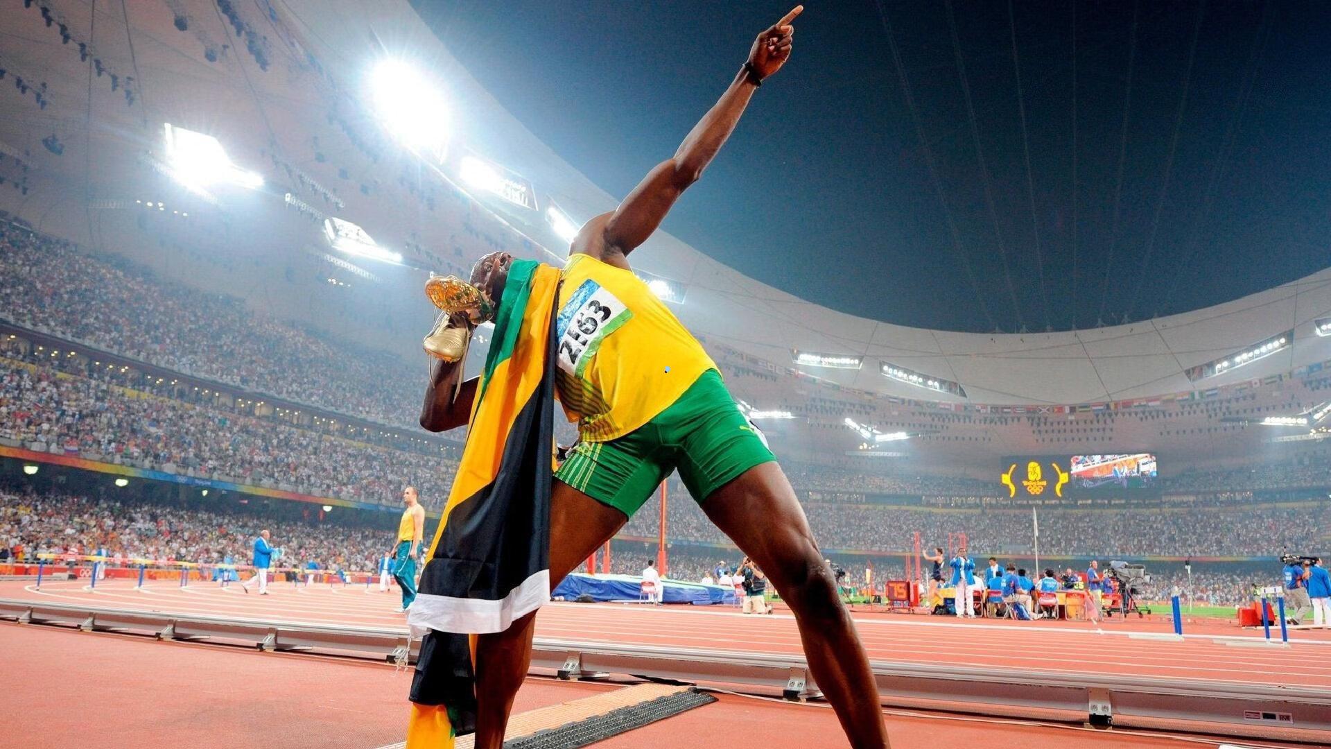 泰伦-卢盛赞伦纳德，湖人战后，他每夜引领快船乘风破浪